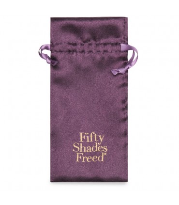 CINQUANTA SFUMATURE LIBERA TUTTE LE SENSAZIONI CAPEZZOLO E CATENA DEL CLITORIDE