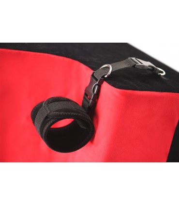 BANC DE BONDAGE DES AMANTS ROUGE