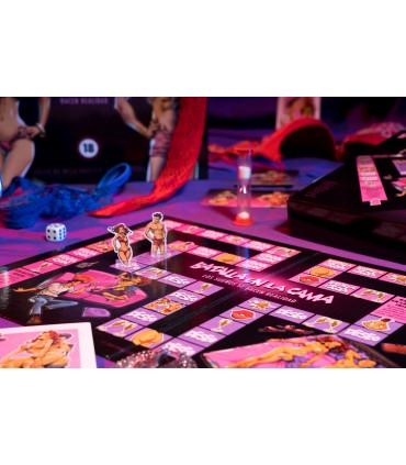 GIOCO EROTICO BATTAGLIA NEL LETTO SPAGNOLO