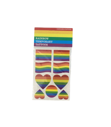 12 tatuaggi con la bandiera arcobaleno