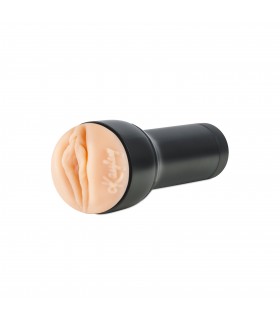 FÜHLEN SIE KAYLEY GUNNER VON KIIROO